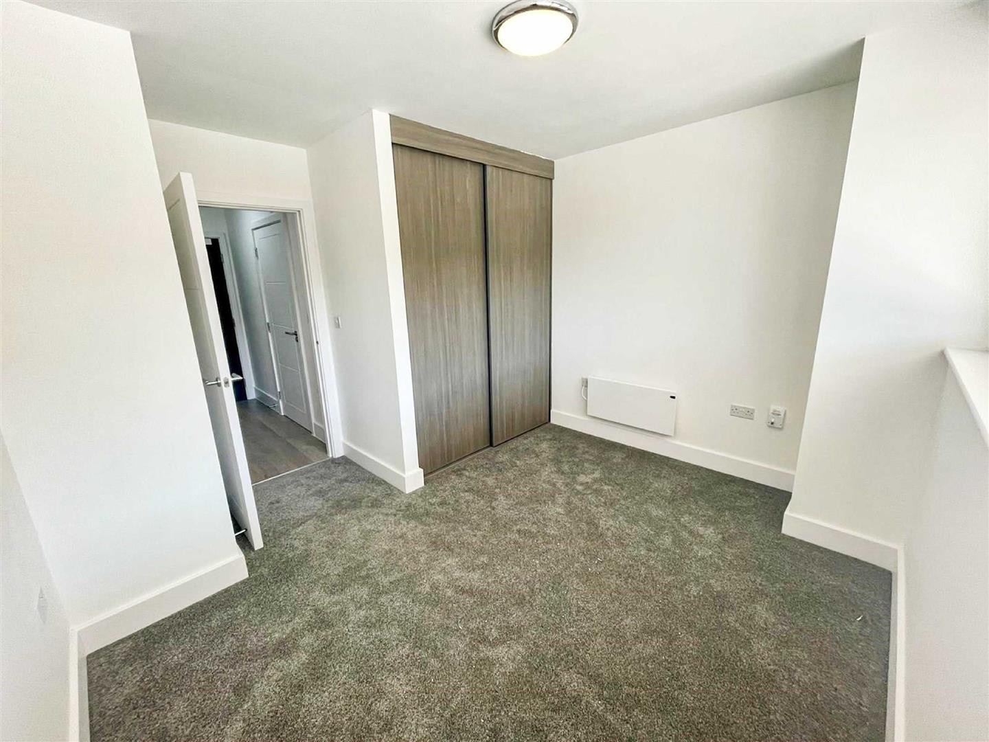 152 Silbury Boulevard, Milton Keynes
